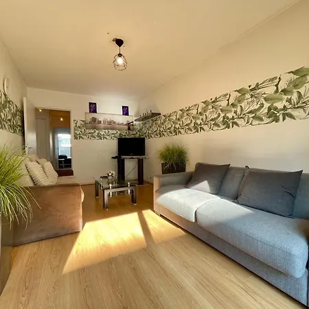 Tour Eiffel Abbe Groult Lecourbe * باريس